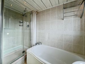 Bathroom - click for photo gallery